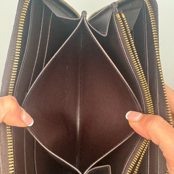 Louis Vuitton Vernis Maroon Patent Leather Zippy Wallet - Picture 14 of 16